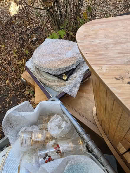 Photo of free Box if china tea set, plates and bricabrac (Sutton Courtenay OX14) #2
