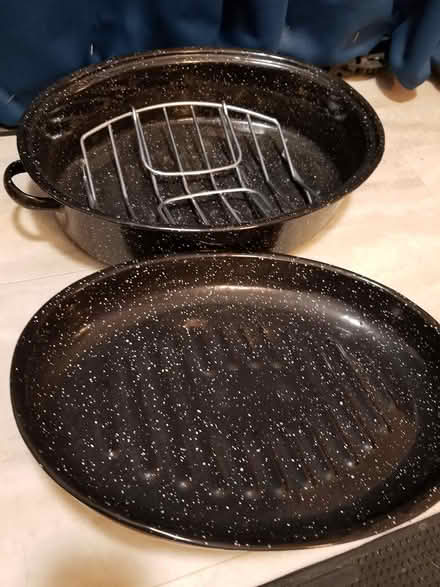 Photo of free Turkey platter. Roasting pan (Hunt Club) #1