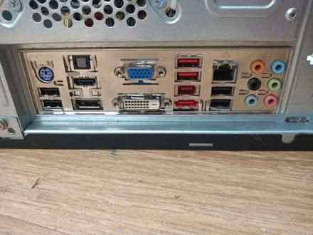 Photo of free Tower PC .... (Carterton OX18) #3