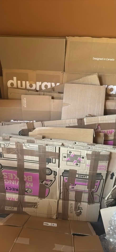Photo of free Moving material - packing boxes, bubble wrap and paper (Dalston E8) #1