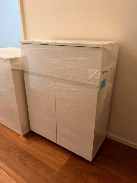 Photo of free White cabinet (Swiss Cottage NW8) #1