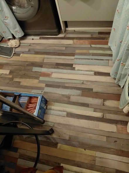 Photo of free Box Egger flooring + lots more (offord d'arcy PE19) #3