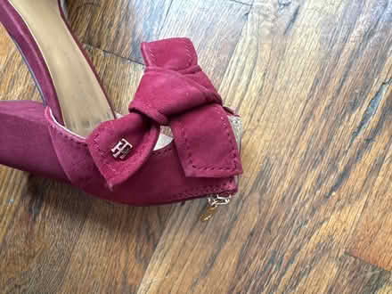 Photo of free Size 8 Tommy Hilfiger Sandals (Clason Point Bronx NY) #3