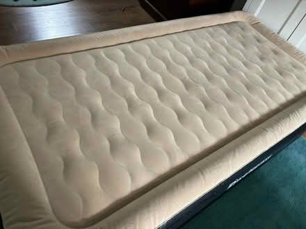 Photo of free Best way inflatable single bed (Blackheath Standard, SE7) #2