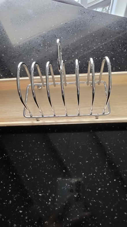 Photo of free New metal toast stand (Northolt) #1