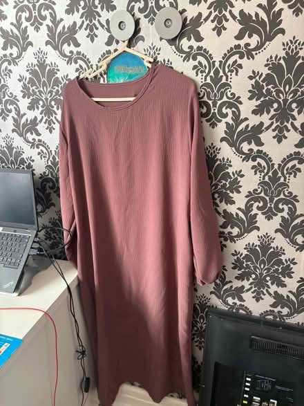 Photo of free Girls abayas (Stretford M32) #1