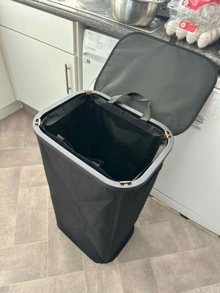 Photo of free Laundry Basket with inner bag (Eastleigh SO50) #1