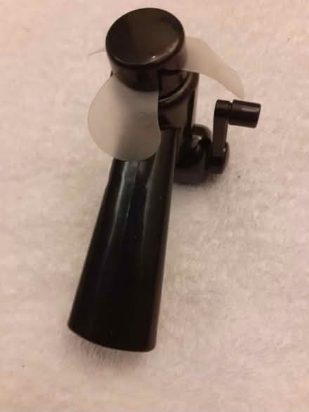 Photo of free Mini fan wind up no batteries reqd (Birmingham City Centre B1) #1