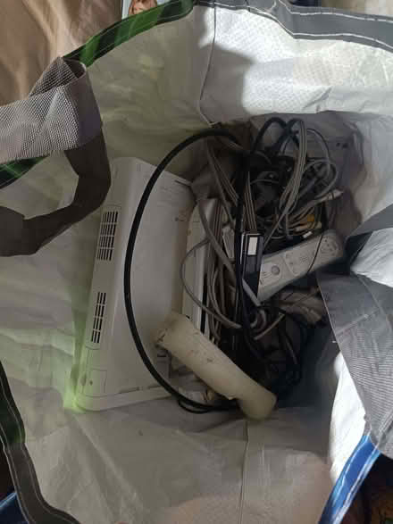 Photo of free Wii console (Boswall EH5) #1