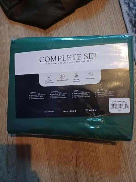 Photo of free Green Single Bedding Set, Brand New (Hollybush NP44) #1