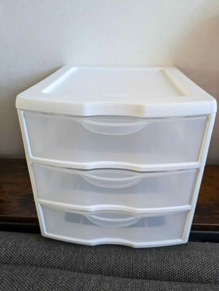 Photo of free Small container with drawers (Barclay's Center) #1