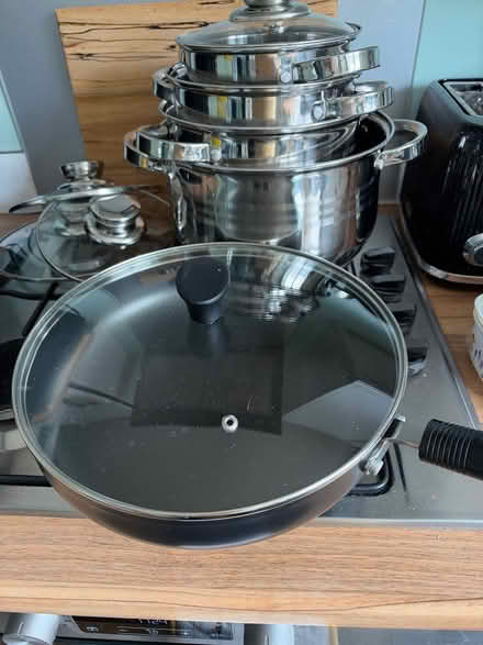 Photo of free saucepans and frying pan (Peasedown St John CP BA2) #3