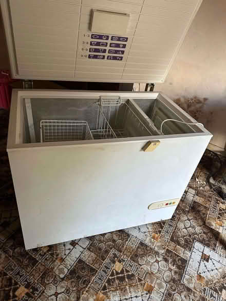 Photo of free Medium Chest Freezer (Hornchurch RM12) #2