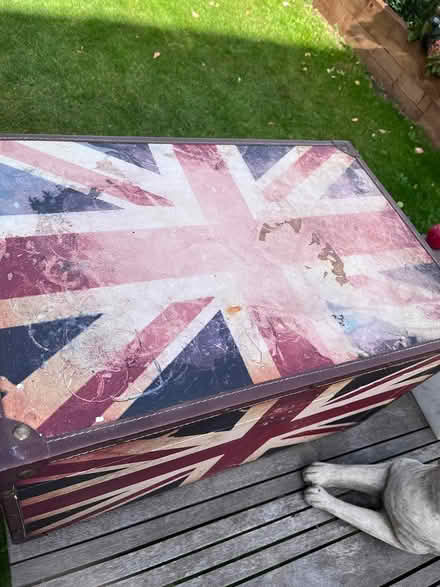 Photo of free Wooden box (billericay CM12) #2