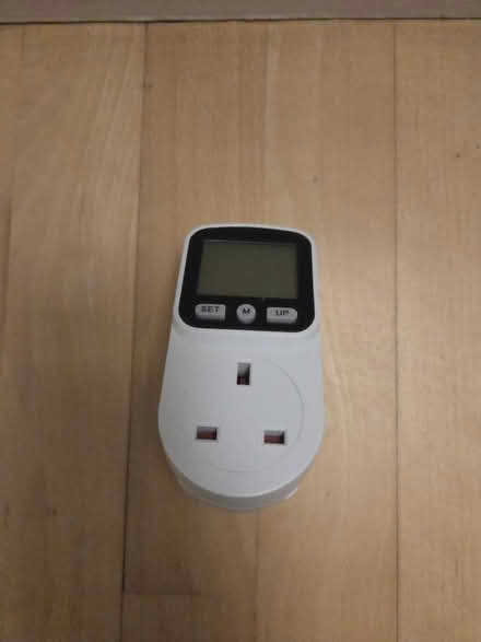 Photo of free UK timer plug (Notting Hill Gate W2) #1