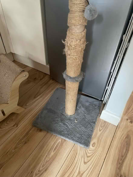 Photo of free Cat bed/scratches (ME5 Lordswood) #1