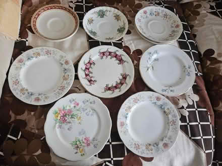 Photo of free Side Plates/saucers (Morden SM4) #1