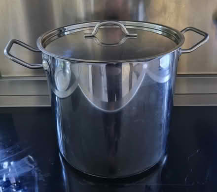 Photo of free 13L Stockpot (Whitehill GU35) #1