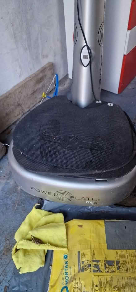 Photo of free Power plate excerse machine (Sm7 1bt) #4