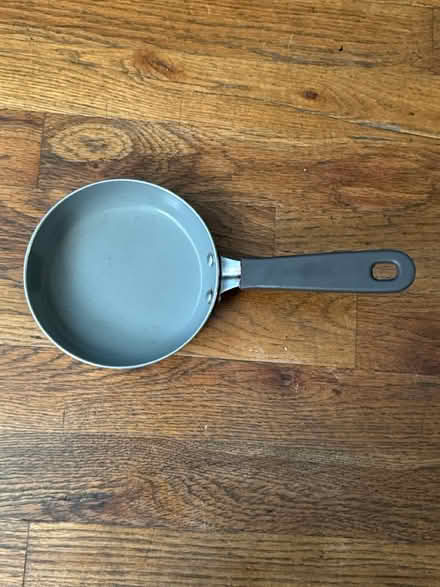 Photo of free 5 inch mini frying pan (Clason Point Bronx NY) #1