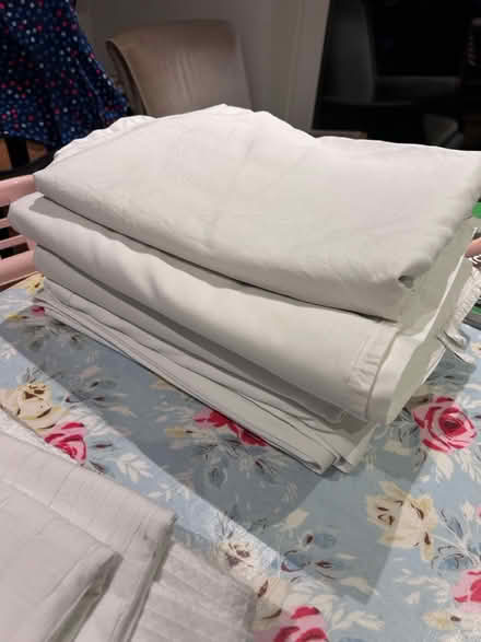 Photo of free Set of 4 single sheets (Weybridge KT13) #1