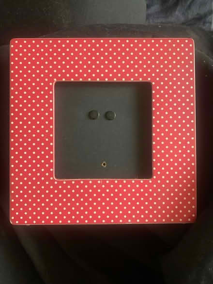 Photo of free Small square photo frame (Thamesmead DA18) #1