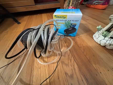 Photo of free 25 gallon fish tank/supplies (San Rafael) #2