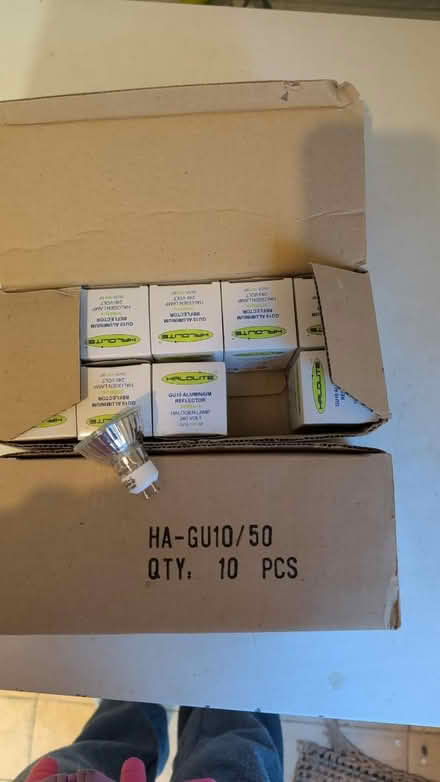 Photo of free GU10 bulbs (HA6 Northwood) #1