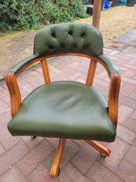 Photo of free Swivel chair (Letchworth SG6) #1