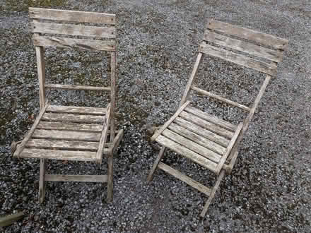 Photo of free Teak patio set for restoration/upcycling (Linslade LU7) #2