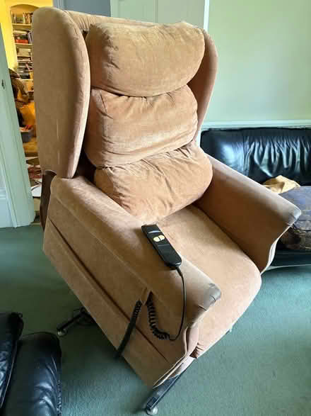 Photo of free Riser recliner - working (Sharrow S7) #3