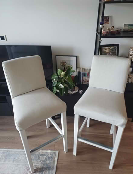 Photo of free kitchen bar stools x 2 used but excellent conditions (Fulham Palace Rd W6) #1