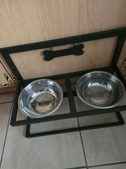 Photo of free Dog or cat bowls (Huyton L36) #1