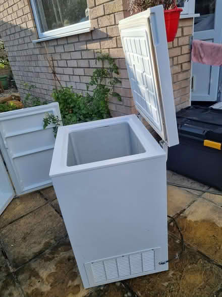 Photo of free Freezer (Westfield lane Mansfield) #2