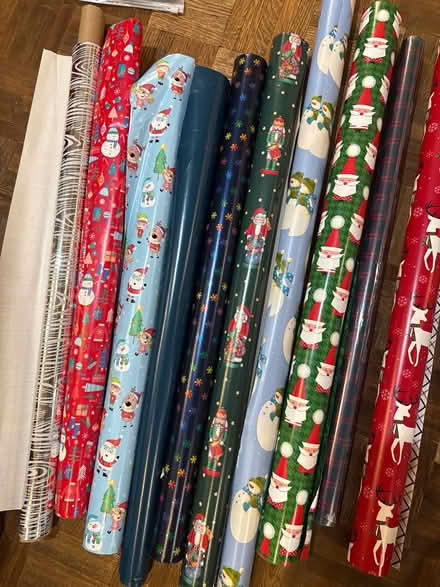 Photo of free Wrapping paper assorted (Kennedy Sheppard) #1