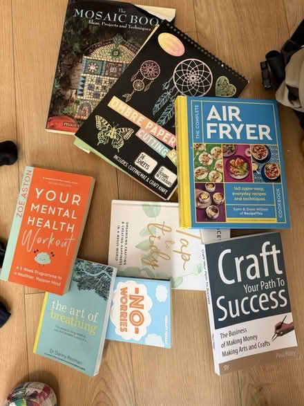 Photo of free Various books (Bermondsey SE1) #1
