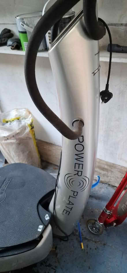 Photo of free Power plate excerse machine (Sm7 1bt) #3