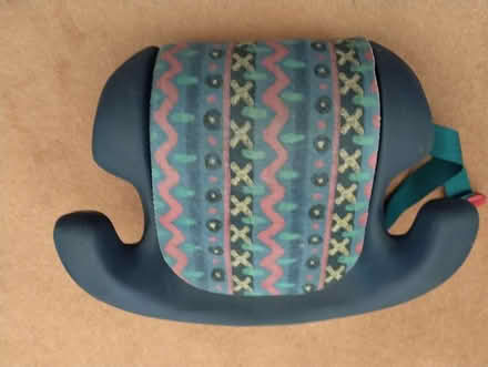 Photo of free Booster seat (Gray Street Mews AB10) #1
