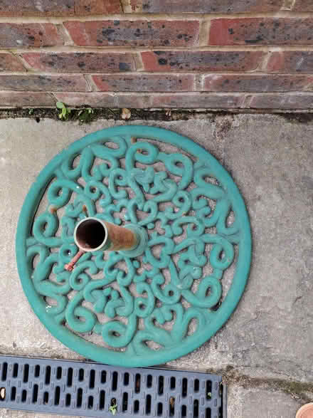 Photo of free Metal garden parasol stand (Otford TN14) #2