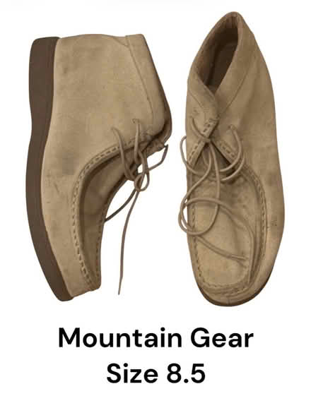 Photo of free Mountain Gear Man’s Shoes (Brooklyn Storage) #1