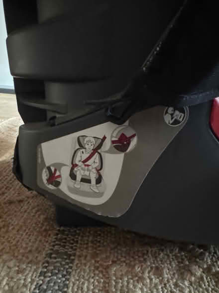 Photo of free Highback booster/car seat (Whoberley CV5) #3