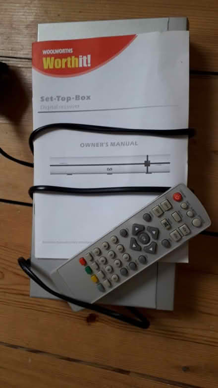 Photo of free Digital tv set top box (Stockbridge EH4) #1