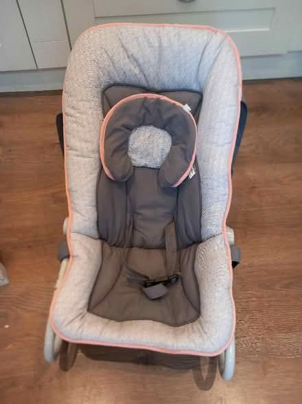 Photo of free Baby rocker (Wormley EN10) #1
