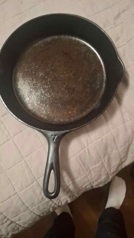 Photo of free Cast Iron skillet (Ditmars Park Brooklyn) #1