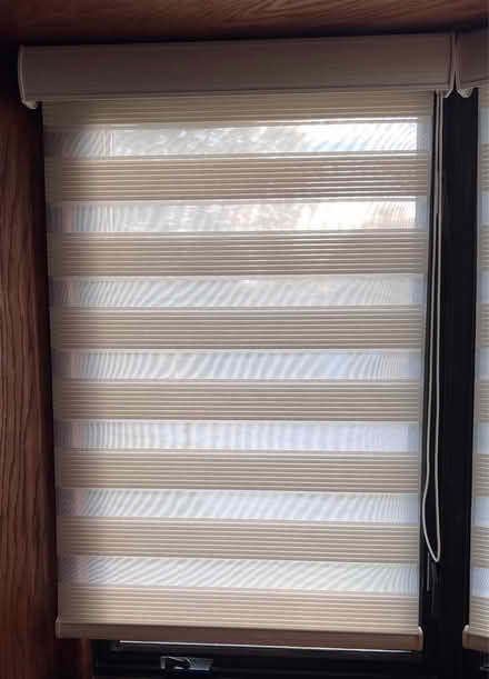 Photo of free Levelor banded shades (Maywood) #2