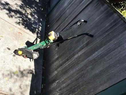 Photo of free Lawn edger (Ivanhoe) #1