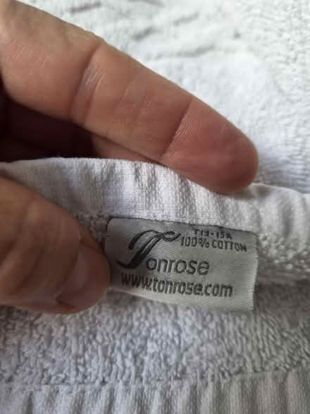 Photo of free Large bath towel (Wood Green N22) #2