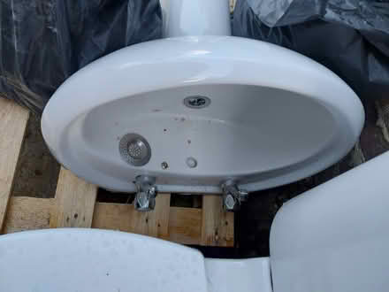 Photo of free Vitra Toilet + Sink (Upper Wolvercote OX2) #4
