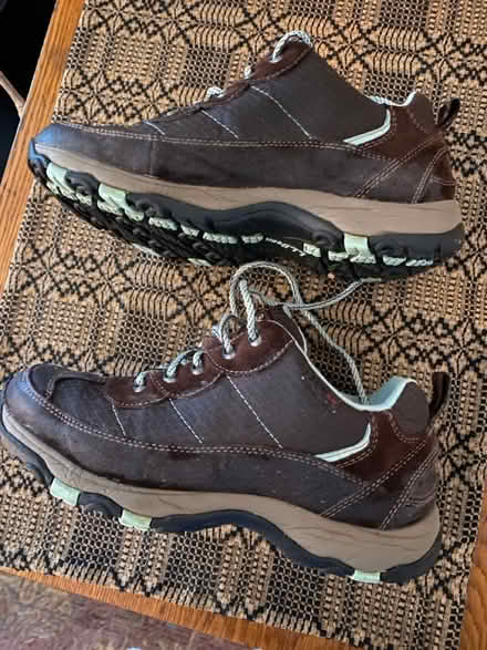 Photo of free Walking shoes (Glenolden 19036) #3