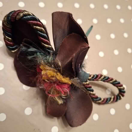 Photo of free 18 autumn faux flower sprays (CB4 3) #2